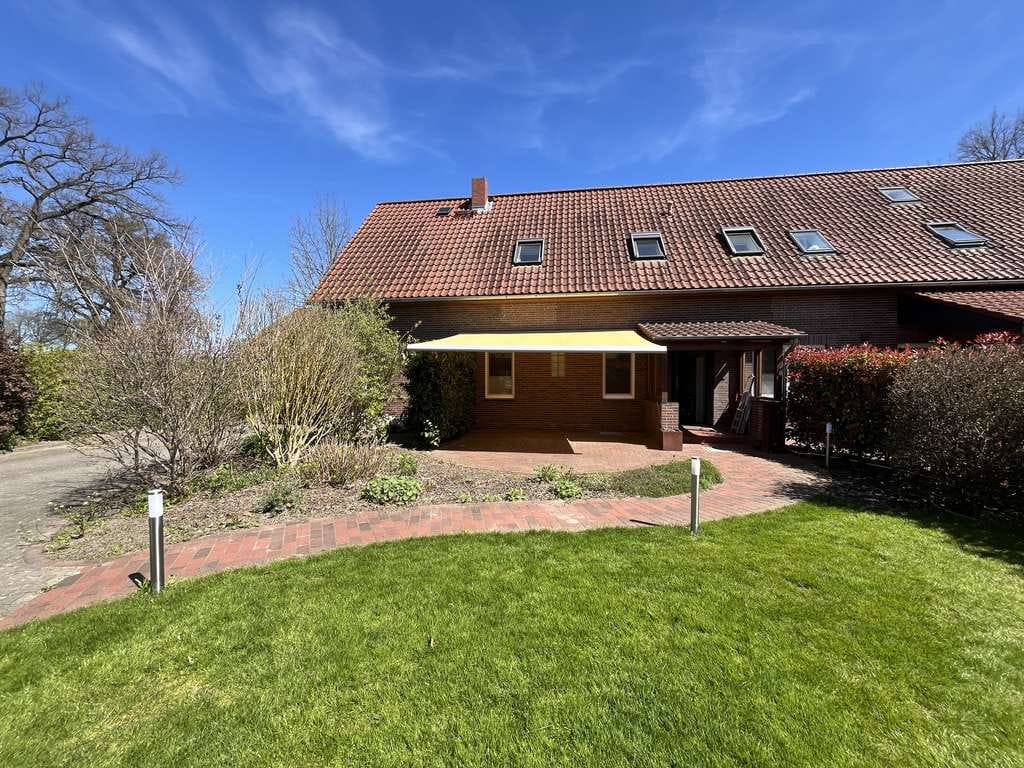 Immobilie in Wrestedt - von Privat (Preis VB): Doppelhaus mit ca. 300 m² Wohnfläche: ideal für Eigennutzer & Kapitalanleger - Bild 2
