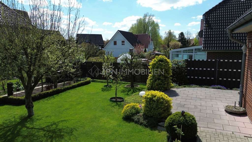 Immobilie in Broderstorf - Wohlfühlhaus mit Wintergarten, Garage und Carport - Bild 3