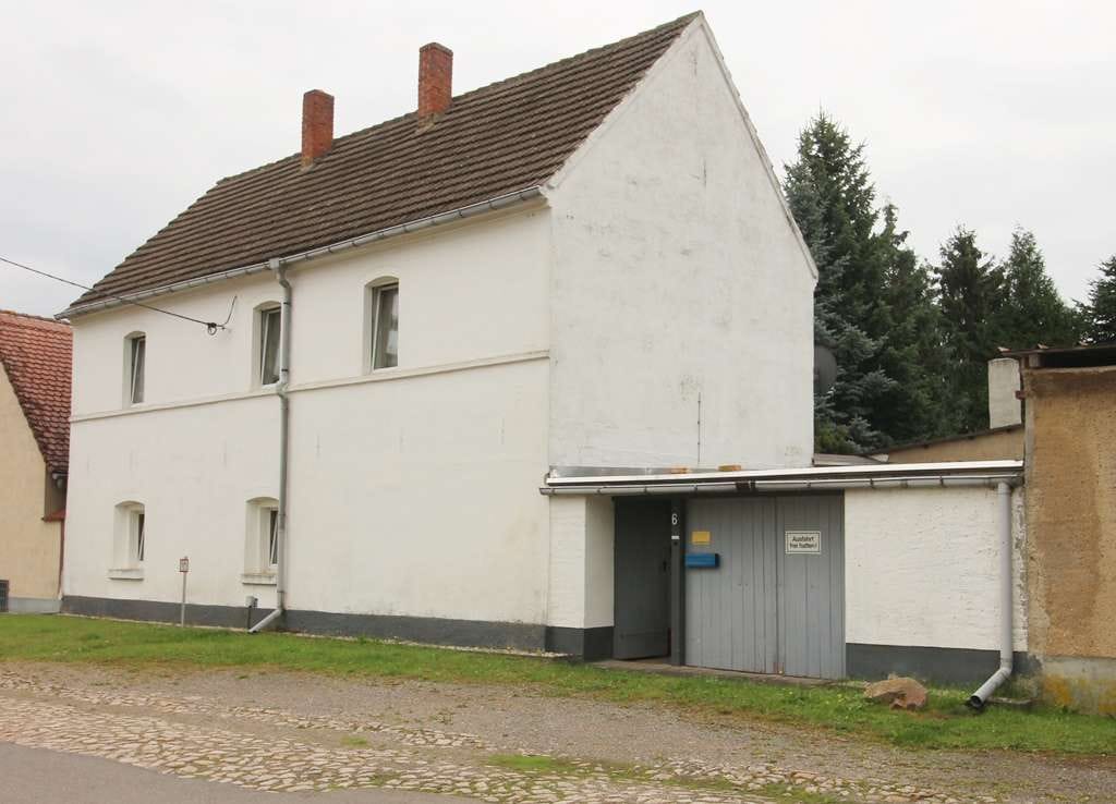 Immobilie in Landsberg - Solide Substanz zum Ausbauen - Bild 1