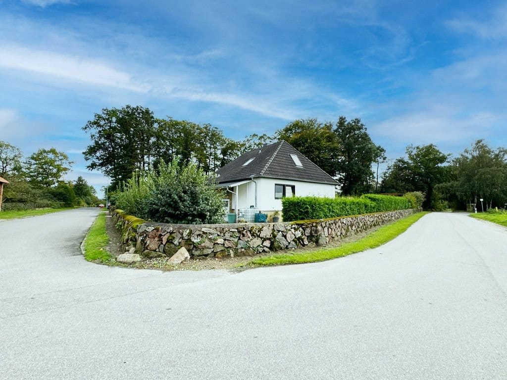 Immobilie in Römstedt - Gepflegter Bungalow mit ELW in Römstedt-Niendorf I - Bild 0