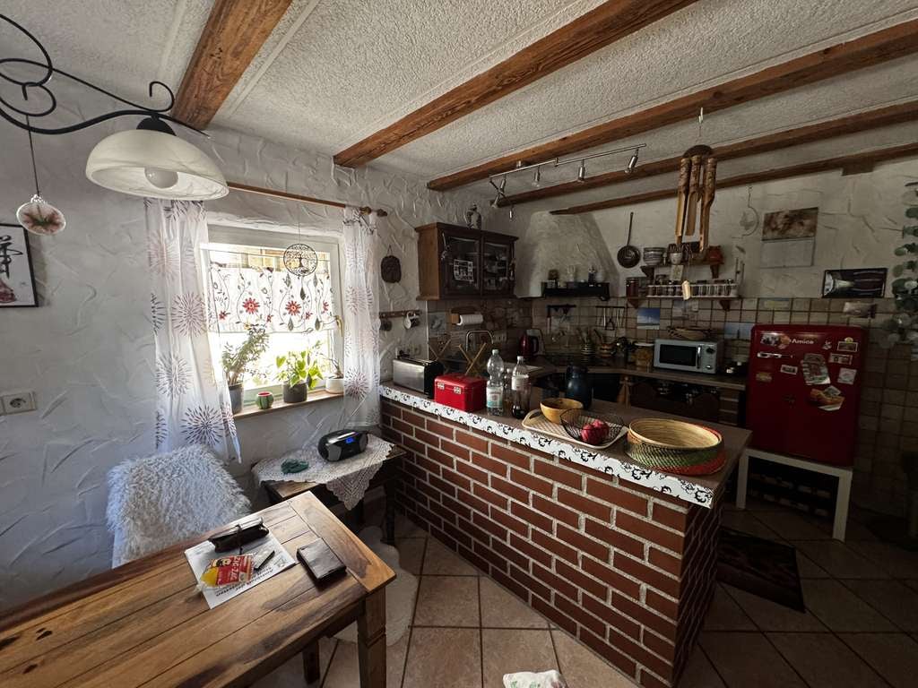 Immobilie in Niederstetten - 55.000 EUR Zuschuss sichern! Platz ohne Ende: Haus mit großer Scheune im Sanierungsgebiet - Bild 1