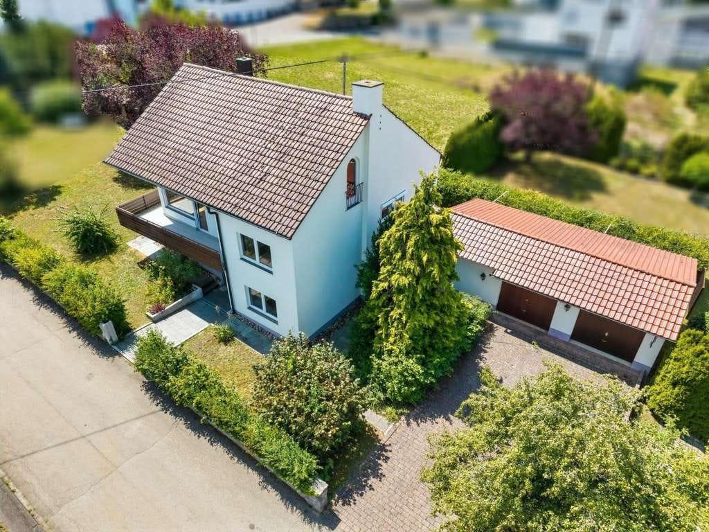 Immobilie in Haigerloch - Einfamilienhaus mit Garten in bevorzugter Lage - Bild 1