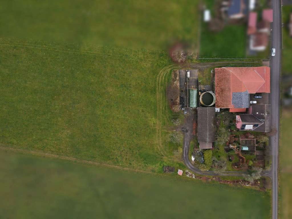 Immobilie in Haunetal - Großzügiges Landanwesen in Haunetal-Wehrda – ideal für Tierhaltung und individuelle Konzepte - Bild 2