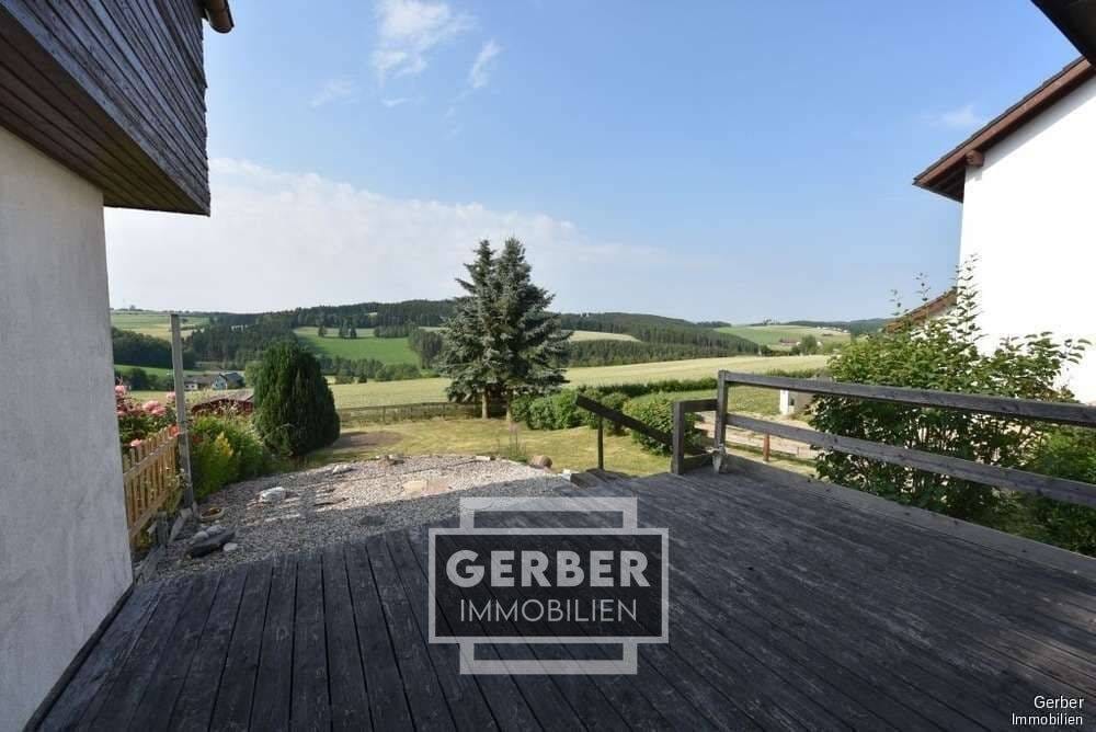 Immobilie in Berg - Wie ein Reiheneckhaus! Charmantes Garten-Refugium im Frankenwald - Bild 3