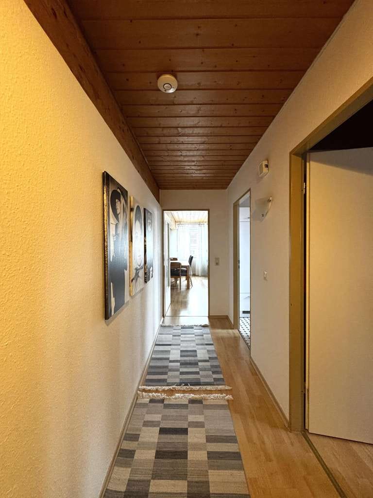 Immobilie in Isny im Allgäu - Gepflegte 2-Zimmerwohnung mit moderner Küche und TG-Stellplatz in zentraler Lage in Isny im Allgäu - Bild 1