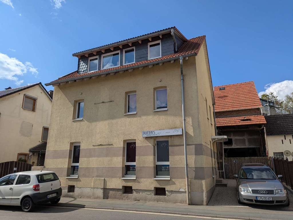 Immobilie in Brechen - Einfamilienhaus mit Friseursalon in Oberbrechen - Bild 2