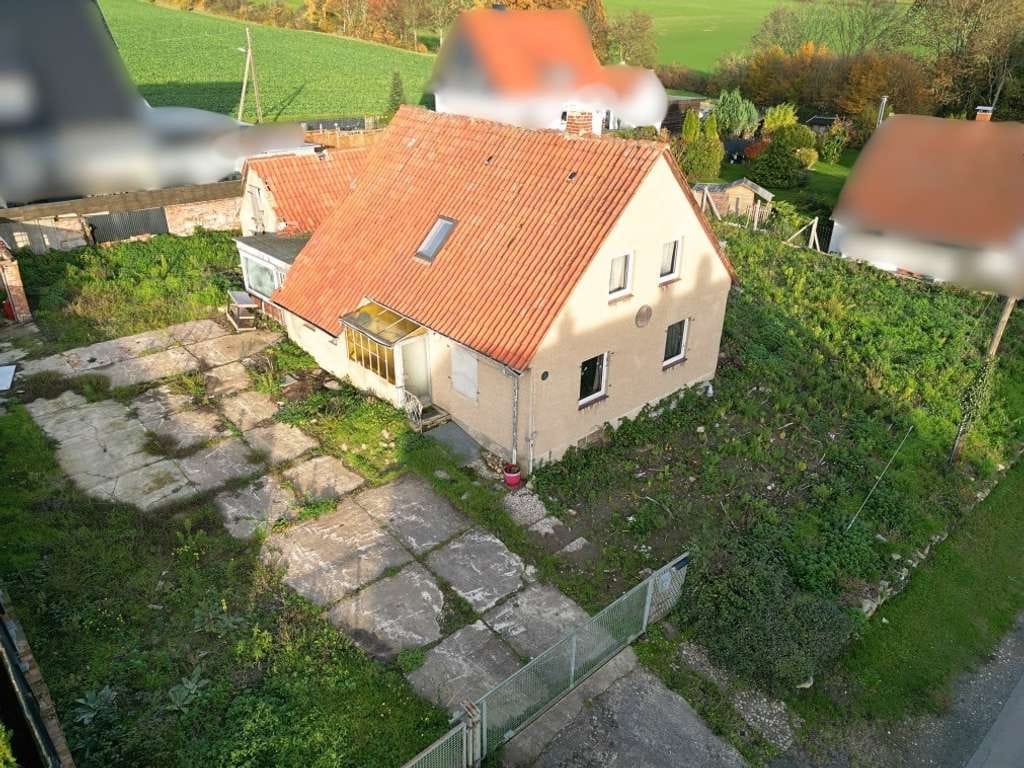Immobilie in Kneitlingen - Grundstück mit Altbestand in Kneitlingen - ideal für Ihren Neubau - Bild 0