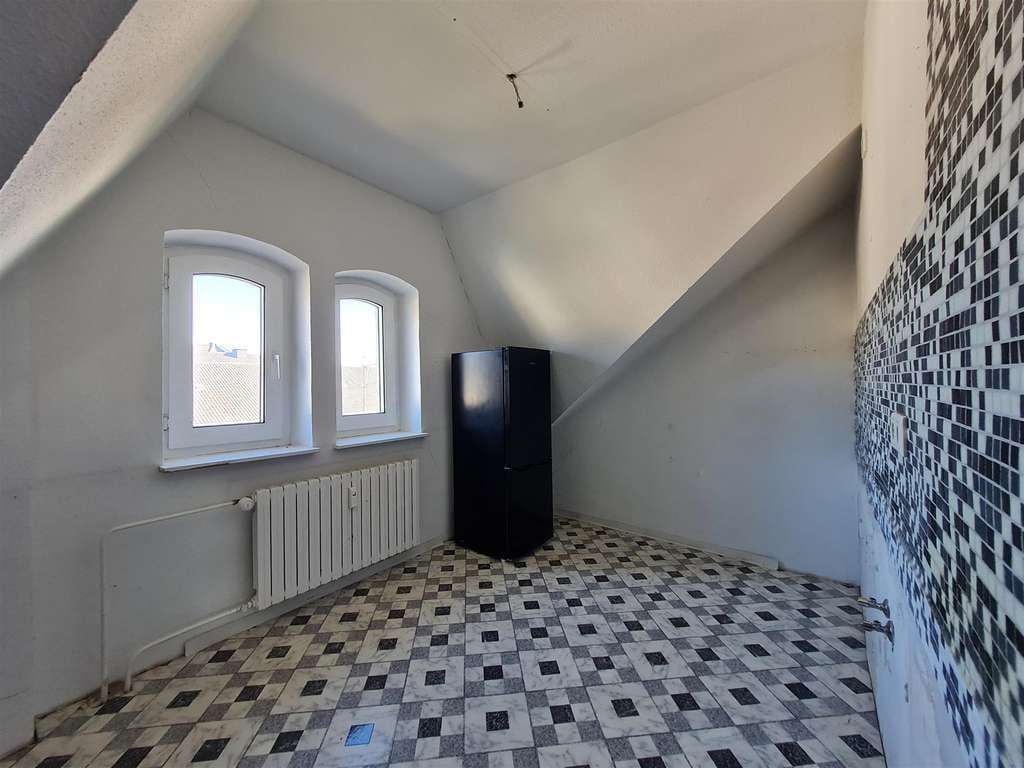 Immobilie in Hattingen - Gemütliche Dachgeschosswohnung in Hattingen-Welper: Ihr perfekter Einstieg in die Immobilienwelt - Bild 2