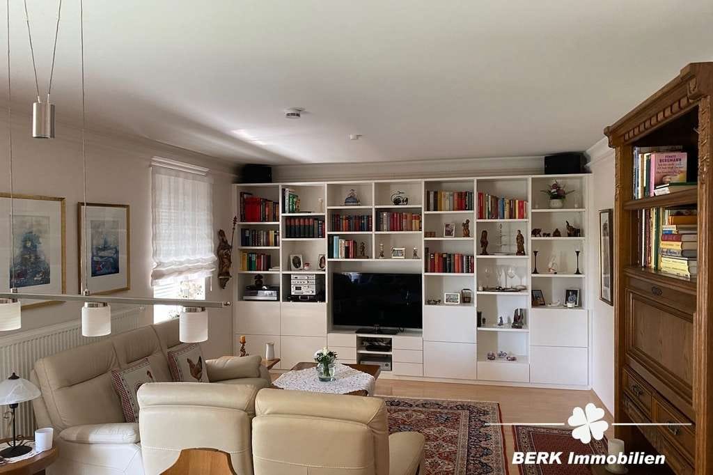 Immobilie in Stockstadt am Main - BERK Immobilien – Komfort trifft Lage: Barrierearme Eigentumswohnung mit Balkon - Bild 2