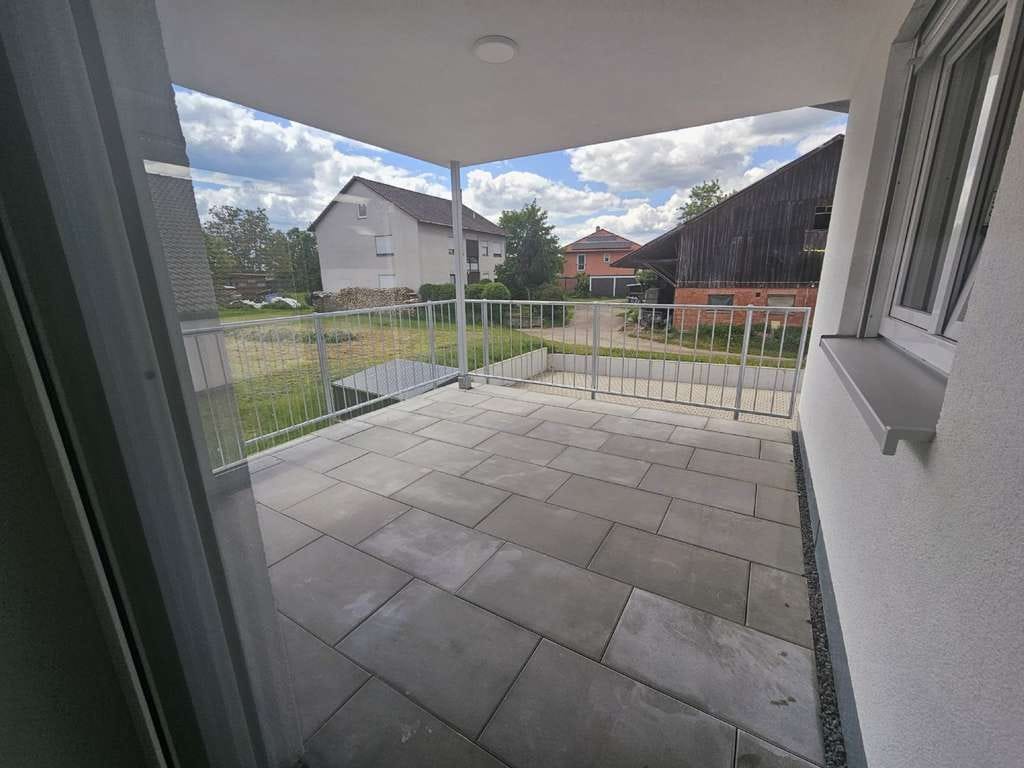 Immobilie in Eschach - Neuwertige  2.5 Zi. -Wohnung mit herrlichem Terrassenbalkon! - Bild 0