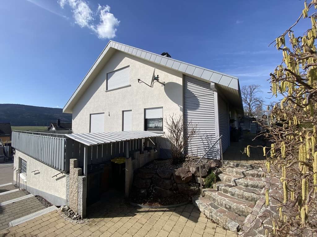 Immobilie in Balgheim - Wohnhaus mit vielen Möglichkeiten - Bild 2