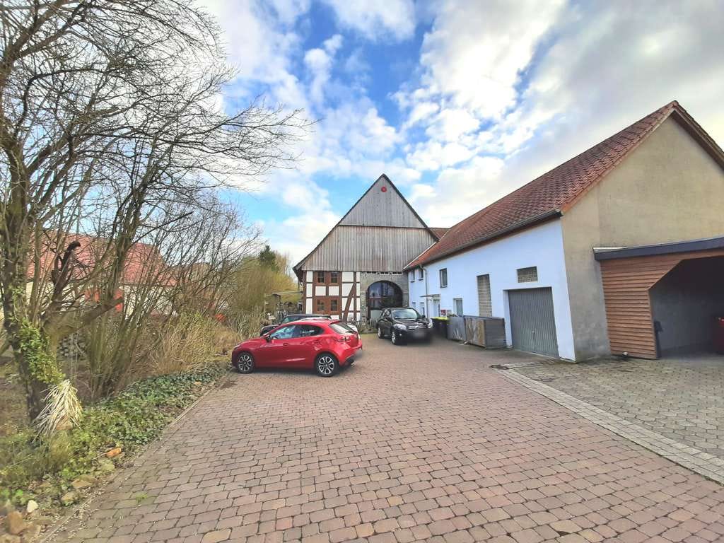 Immobilie in Blomberg - Charmantes Fachwerkhaus mit vier Wohnungen im schönen Istrup - Bild 1
