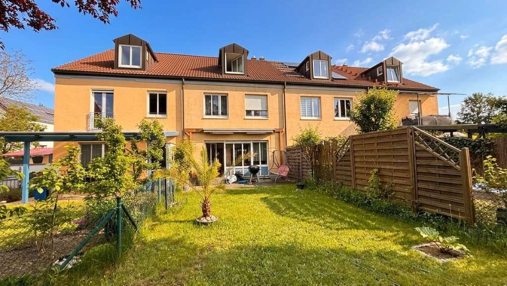 Immobilie in Woltersdorf - Wohnen im Grünen: Großzügiges Reihenmittelhaus mit ruhigem Garten nahe Berlin - Bild 0