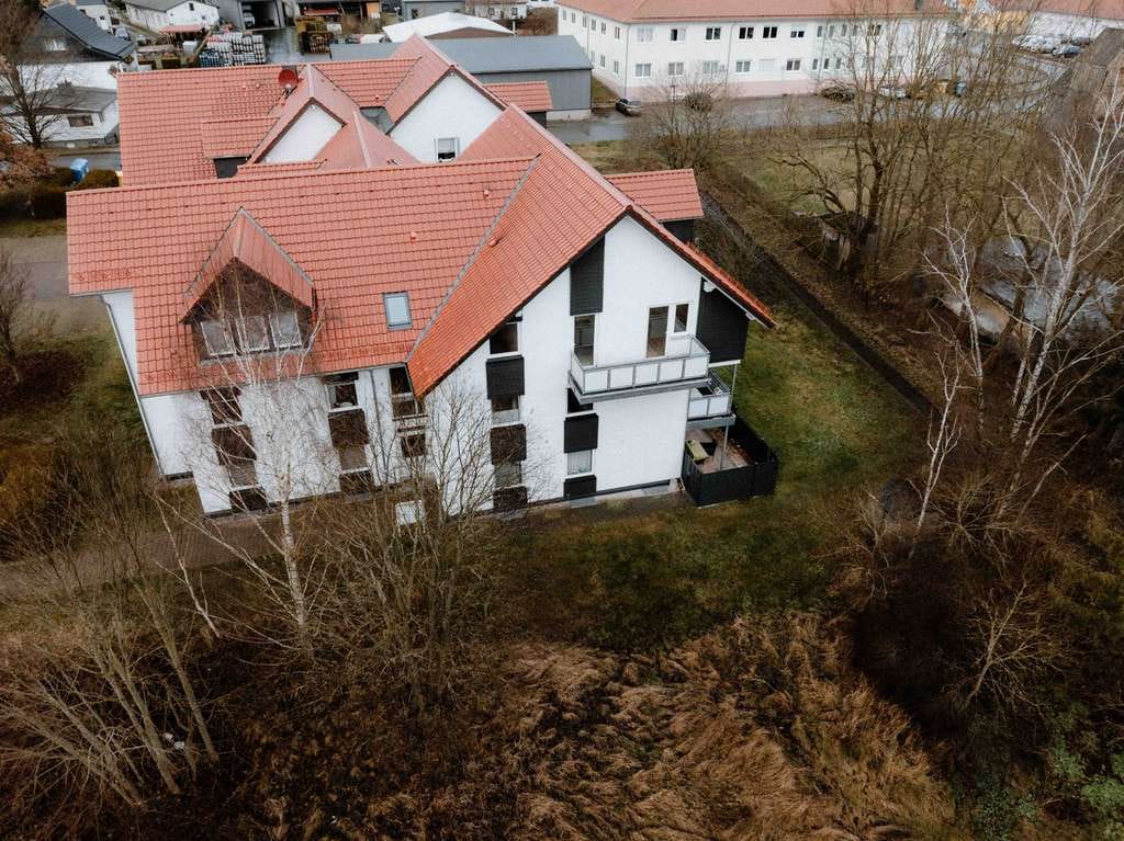 Immobilie in Oberharz am Brocken - Wohnen wo andere Urlaub machen! gemütliche 3-Raum-Wohnung mit Balkon im Dachgeschoss - Bild 2