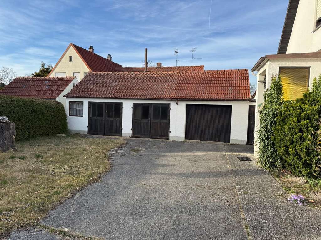 Immobilie in Schrobenhausen - Wohnhaus mit Garage und Werkstatt in bevorzugter Lage von Schrobenhausen zu verkaufen! - Bild 3