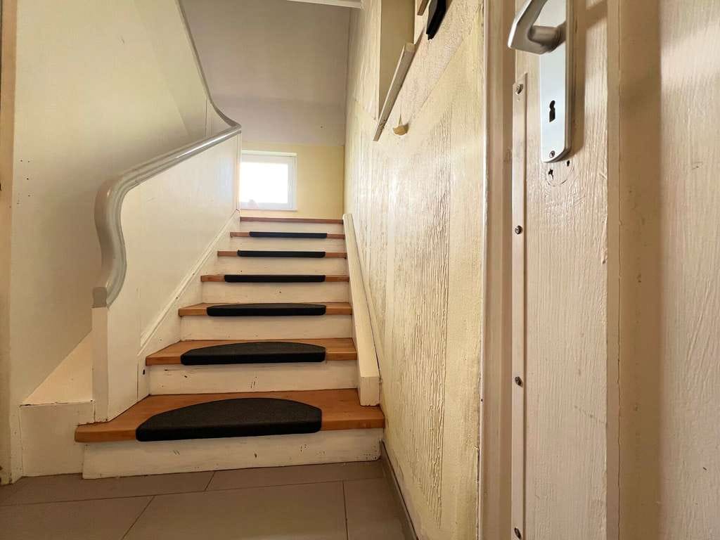 Immobilie in Nohfelden - Geräumiges Wohnhaus auf zwei Etagen mit Vollunterkellerung & tollem Feldblick – ideal für Familien! - Bild 2