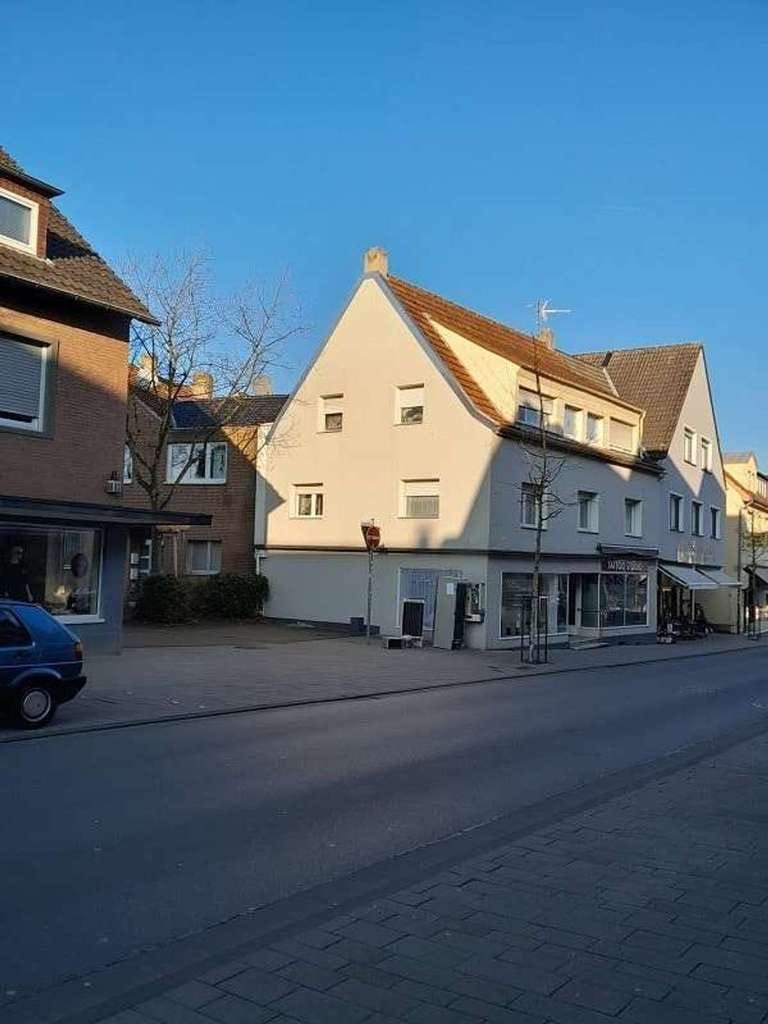 Immobilie in Delbrück - Wohn- und Geschäftshaus zentral in Delbrück! - Bild 1