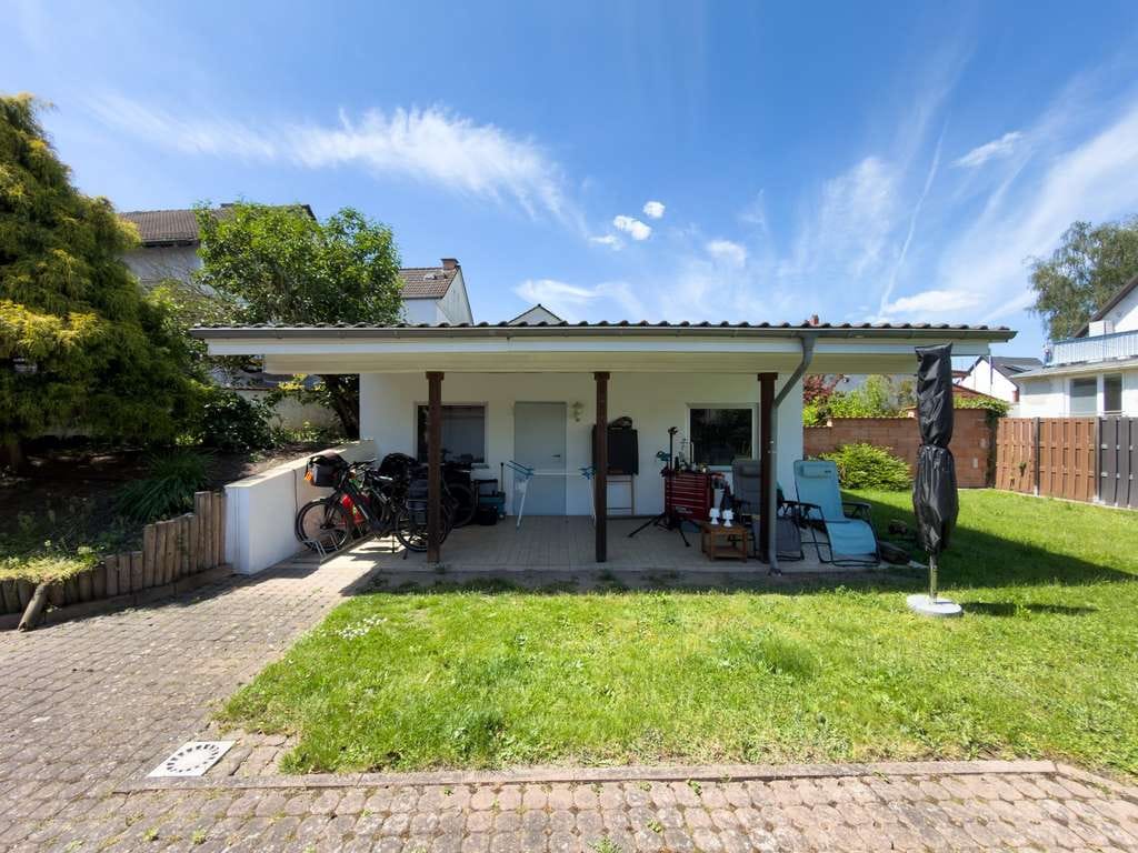 Immobilie in Seligenstadt - Gepflegtes Dreifamilienhaus mit drei großzügigen Wohneinheiten und vielseitigem Nutzungspotenzial - Bild 2