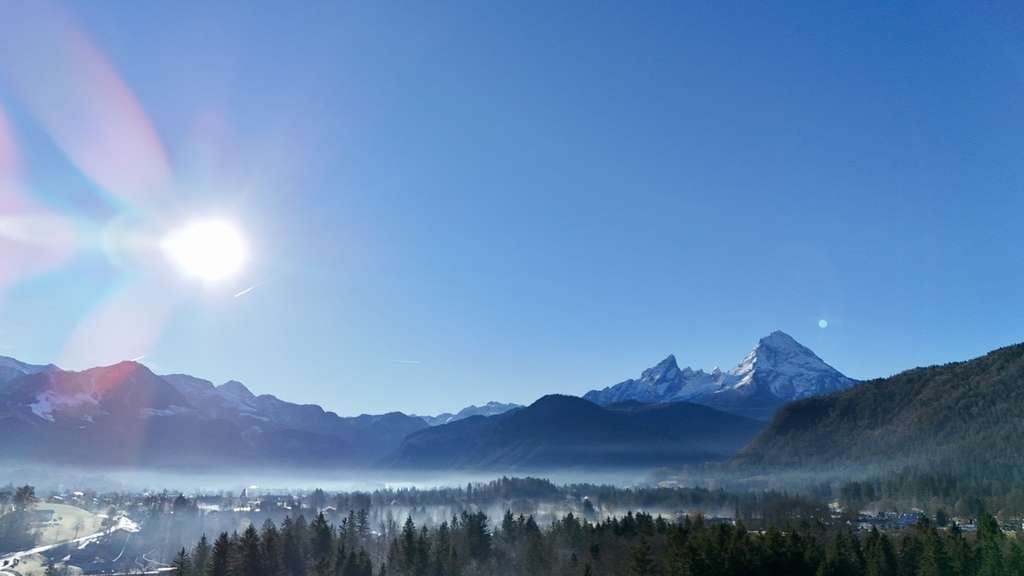 Immobilie in Bischofswiesen - Charmantes Ein- oder Zweifamilienhaus in Bischofswiesen – Ihr neues Zuhause mit Bergblick - Bild 2