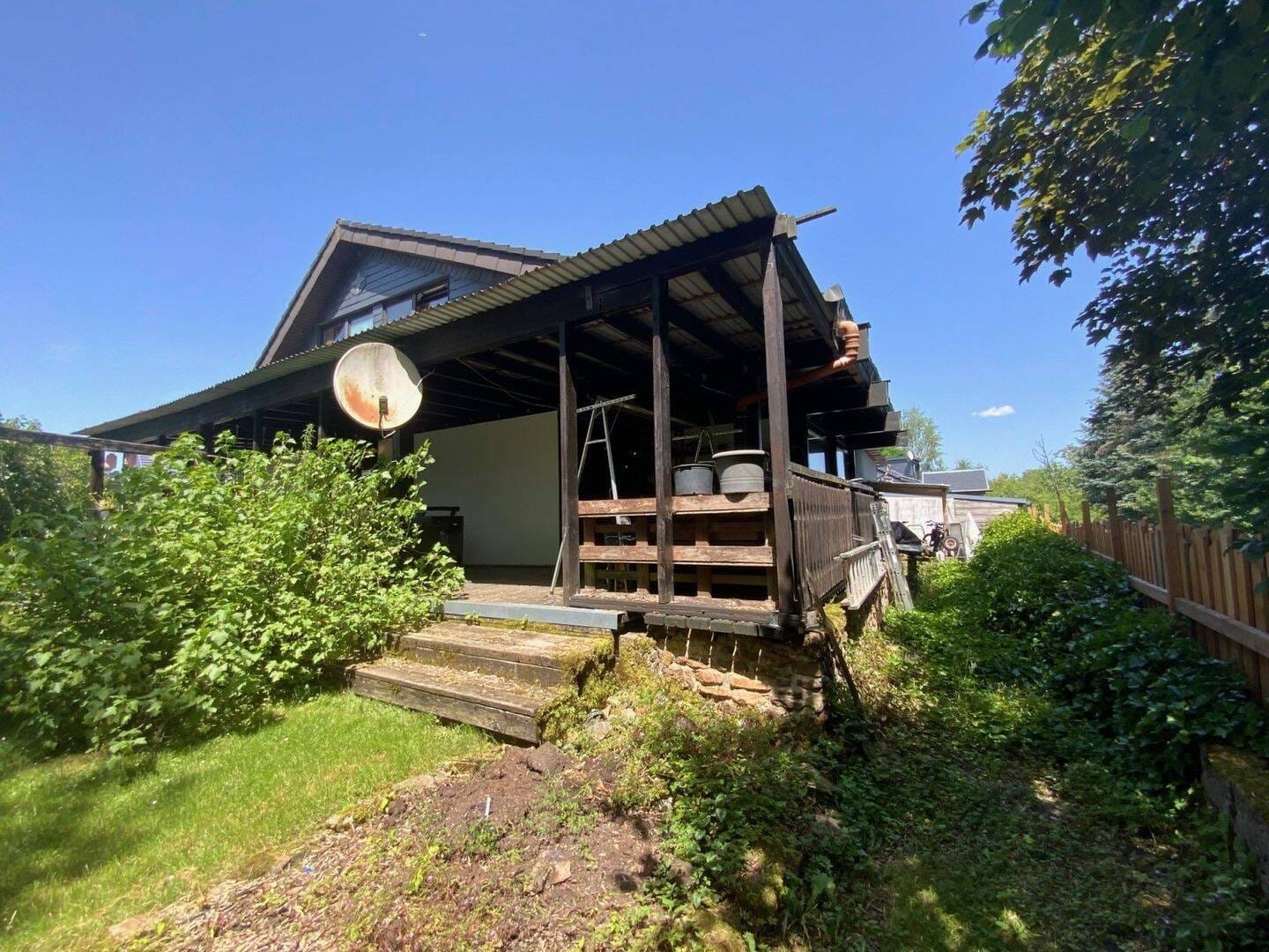 Immobilie in Bleialf - Gemütliches Einfamilienhaus mit Carport und schönem Garten - Bild 3