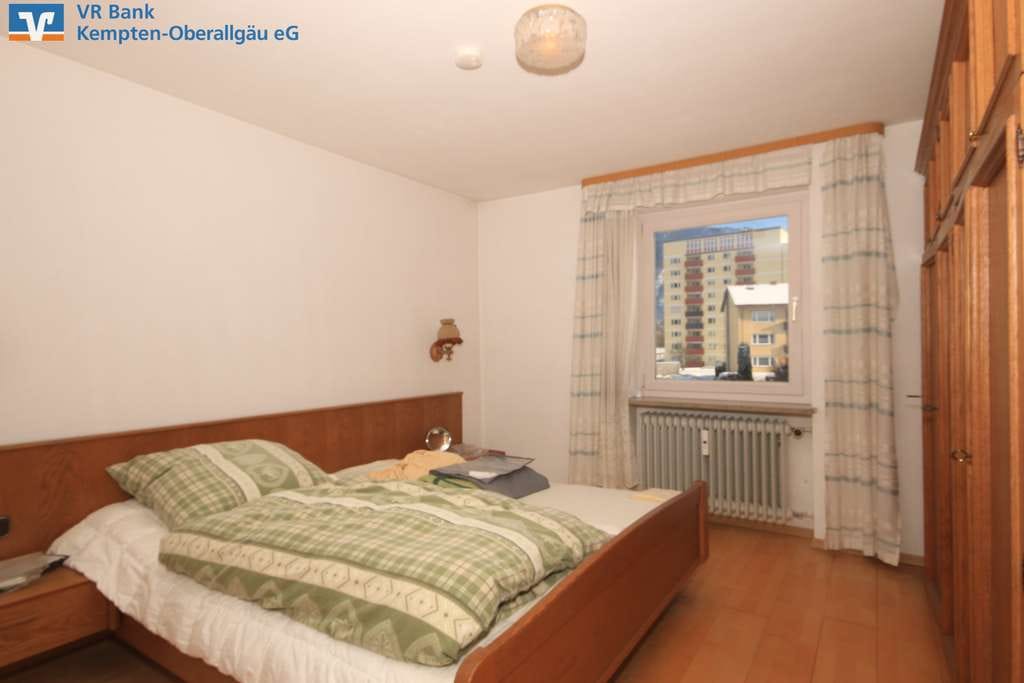 Immobilie in Blaichach - Renovierungsbedürftige Wohnung mit Bergblick und Potenzial - Bild 3