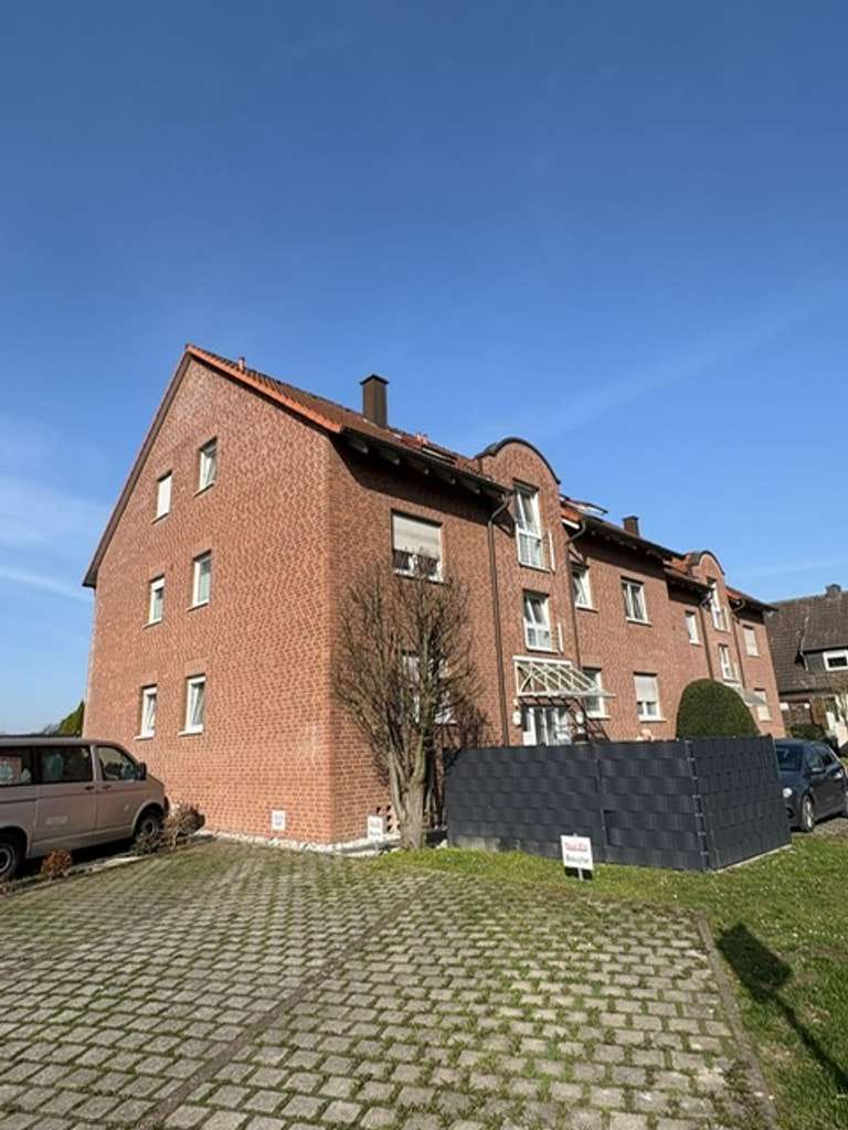 Immobilie in Werl - Kapitalanleger aufgepasst!
Langfristig vermietete Dachgeschosswohnung in Werl - Bild 2