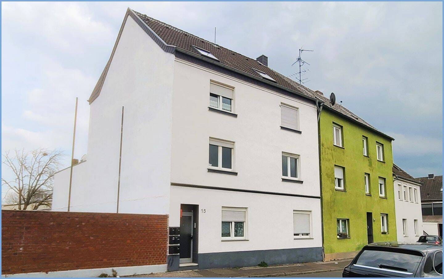 Immobilie in Frechen - Vermietetes Appartement im 1. OG eines 6-Familienhauses in Stadtrandlage von Frechen (WE 4) - Bild 0