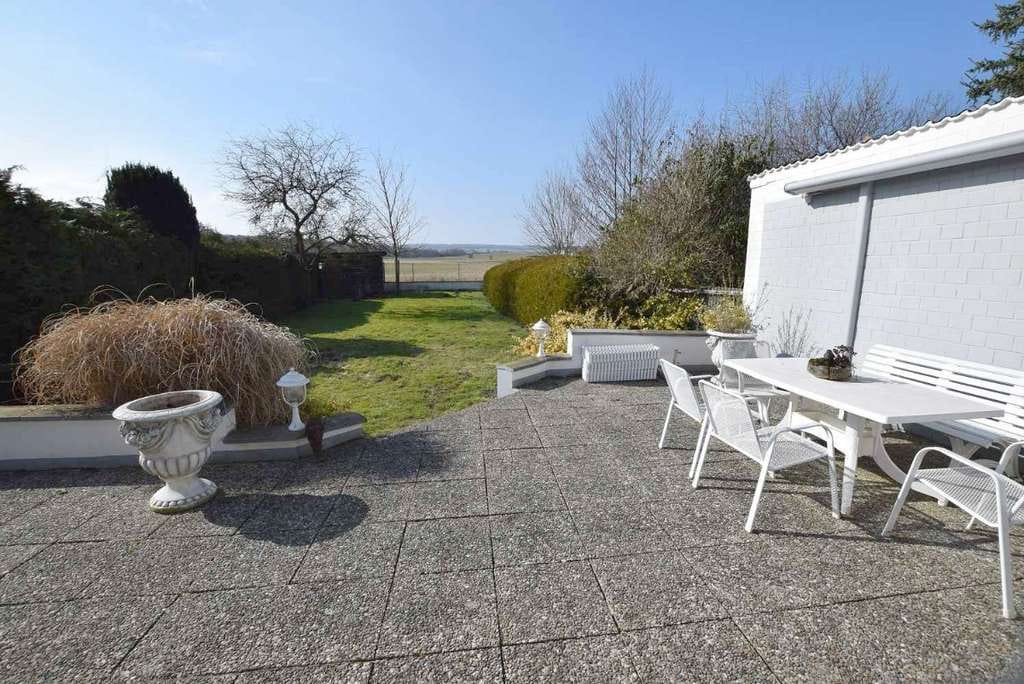 Immobilie in Süpplingen - Gepflegtes Haus mit 250m² Gewerbe + 150m² Wohnung im Obergeschoss und Garten in Feldrandlage... - Bild 1