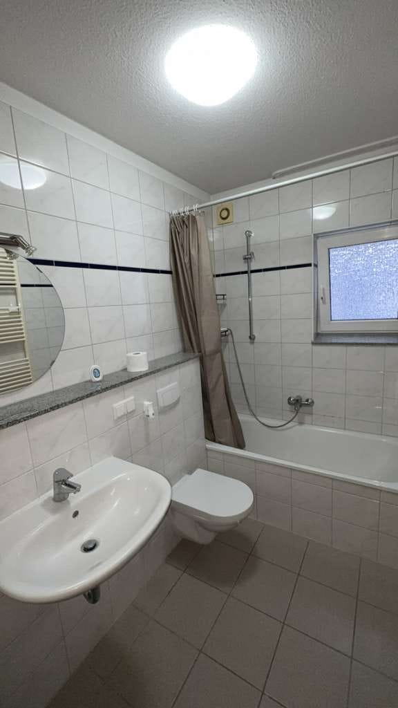 Immobilie in Bad Fallingbostel - Sanierte Wohnung , neues WDVS, Balkon, Garage, EBK, vermietet, gute Rendite! - Bild 3