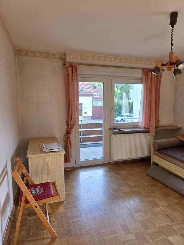 Immobilie in Kämpfelbach - **Kämpfelbach-Ersingen, gepflegtes und teilmodernisiertes 2 Familien-Haus mit Garten und Garage** - Bild 4