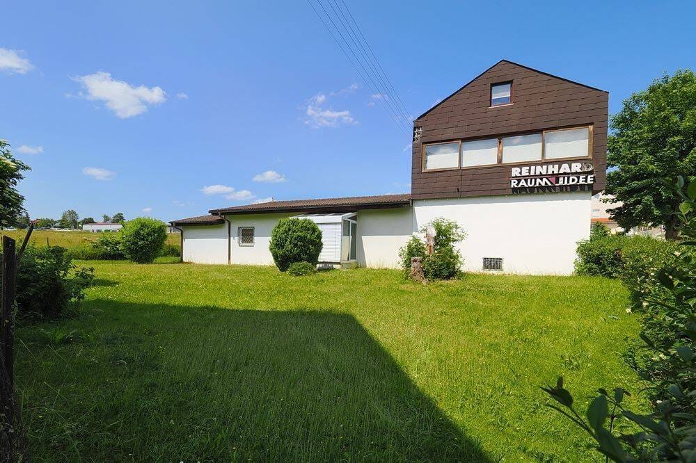 Immobilie in Gammertingen - Wohn- und Geschäftshaus mit großem Gartengrundstück - Bild 1