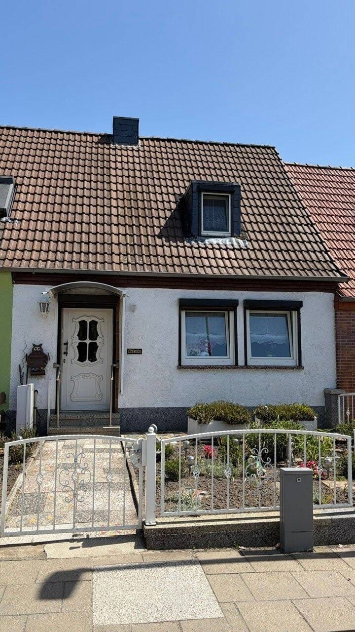Immobilie in Burg - Mittelhaus mit Mehrwert-Möglichkeiten - Bild 1