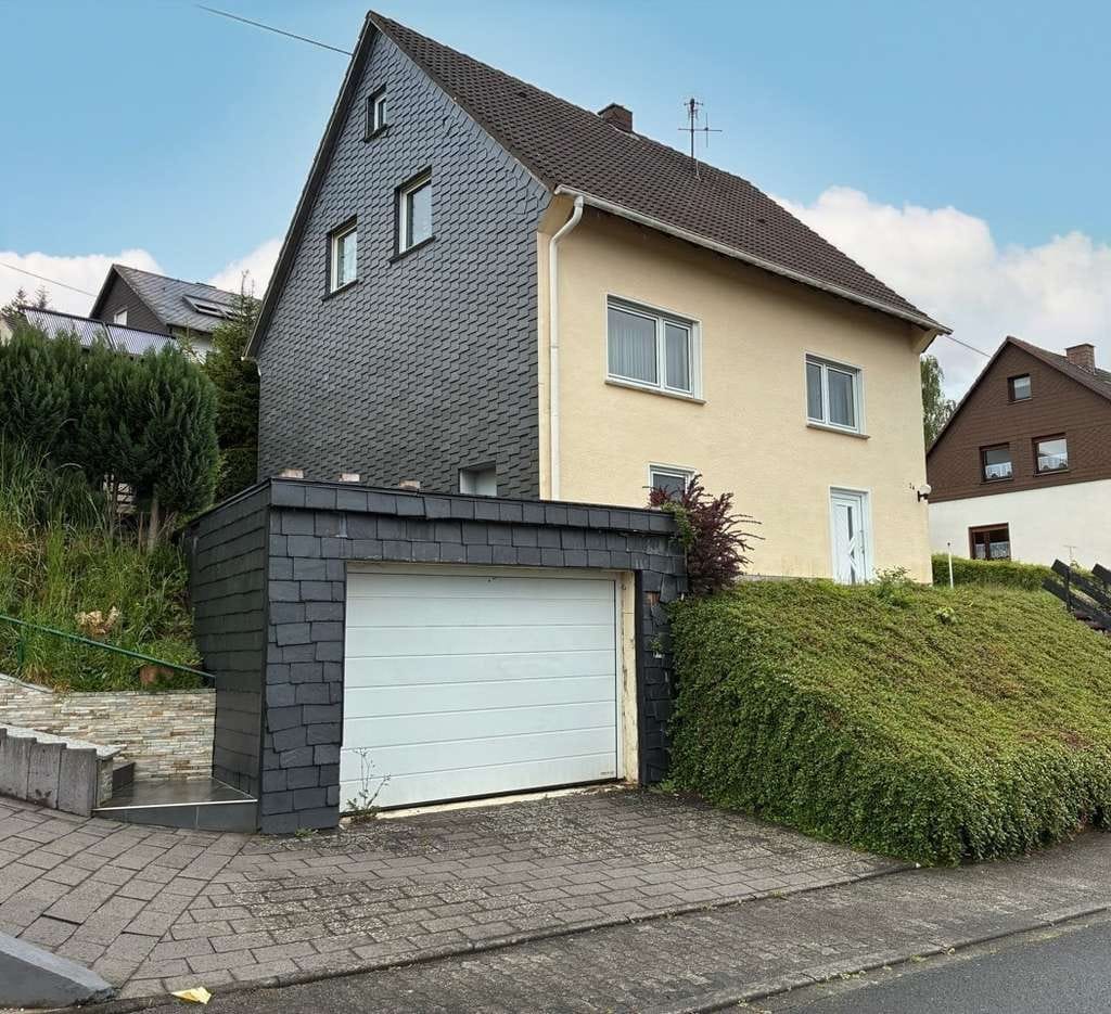 Immobilie in Wallmenroth - Ihr neues Eigenheim in ruhiger Wohnlage  - Bild 2