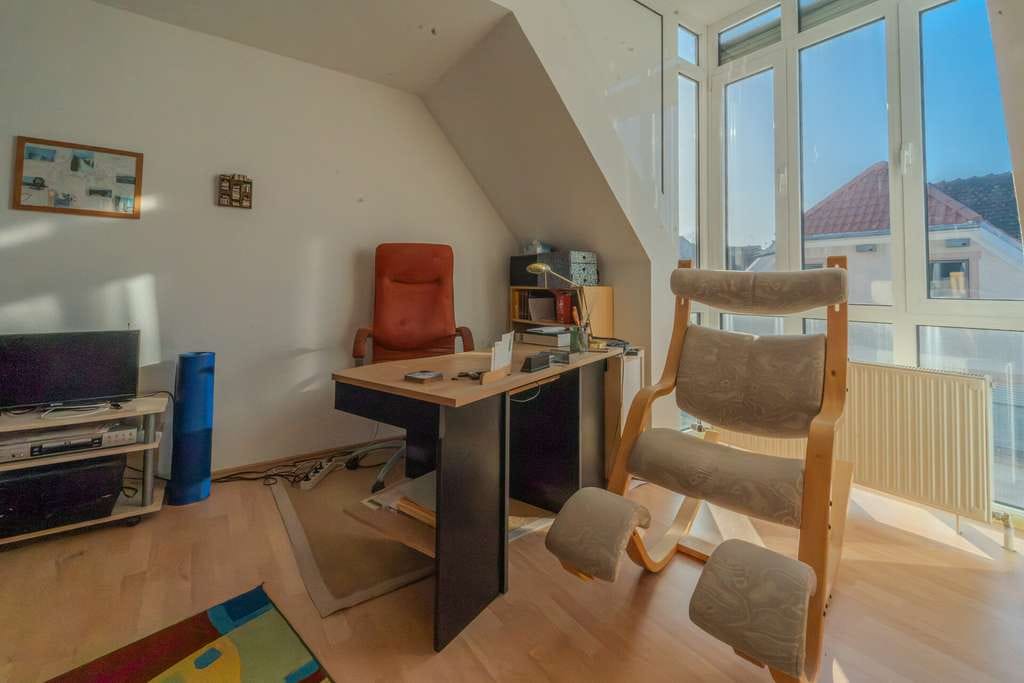Immobilie in Dossenheim - Lichtdurchflutete 2-Zimmer-Wohnung mit Blick auf den Steinbruch - nur bei realunis - Bild 4