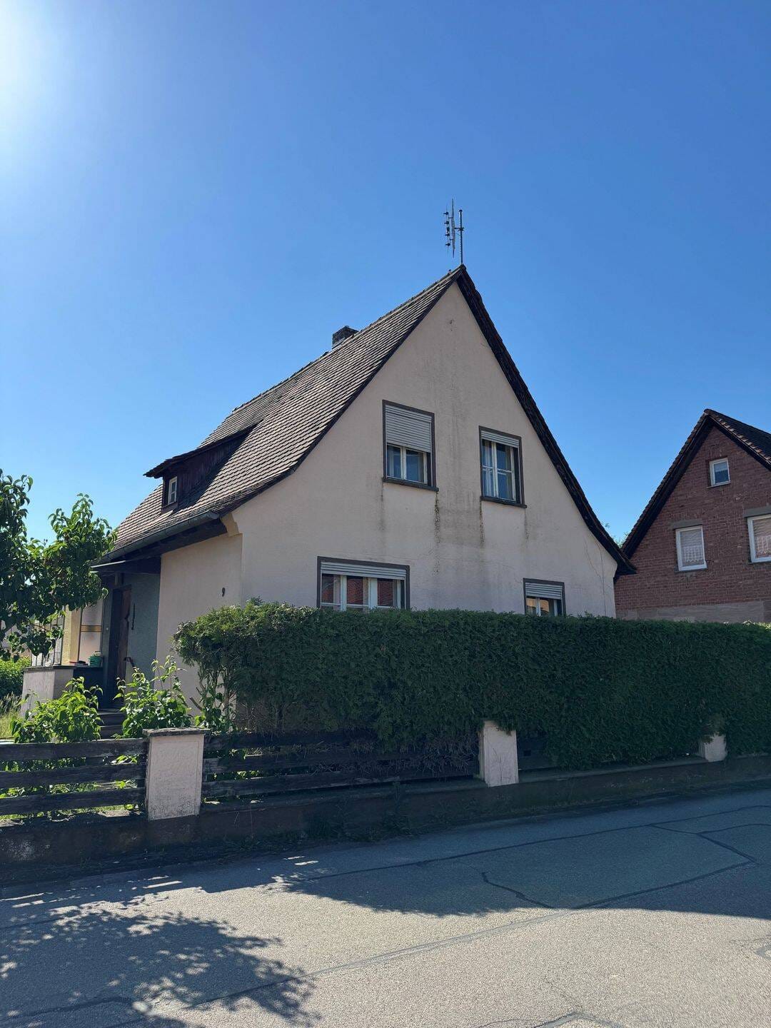 Immobilie in Heideck - Kleines 4-Zimmer-Haus zur Renovierung in Heideck - Bild 0