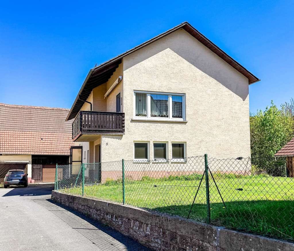 Immobilie in Buchen (Odenwald) - Wohnhaus mit Nebengebäude im malerischen Buchen-Bödigheim! - Bild 1