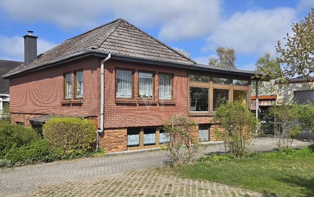 Immobilie in Brüsewitz - Familienfreundliches Einfamilienhaus mit Einliegerwohnung in ruhiger Lage - Bild 0
