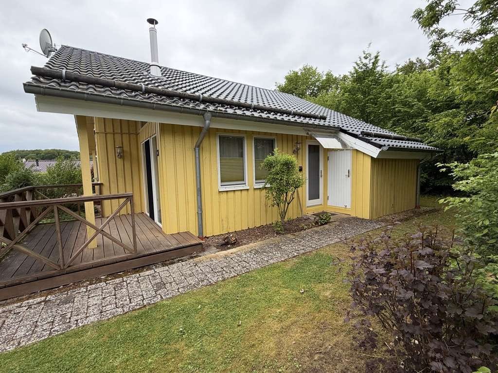 Immobilie in Extertal - Feriendoppelhaushälfte
in schöner Lage
mit Parkplatz - Bild 1