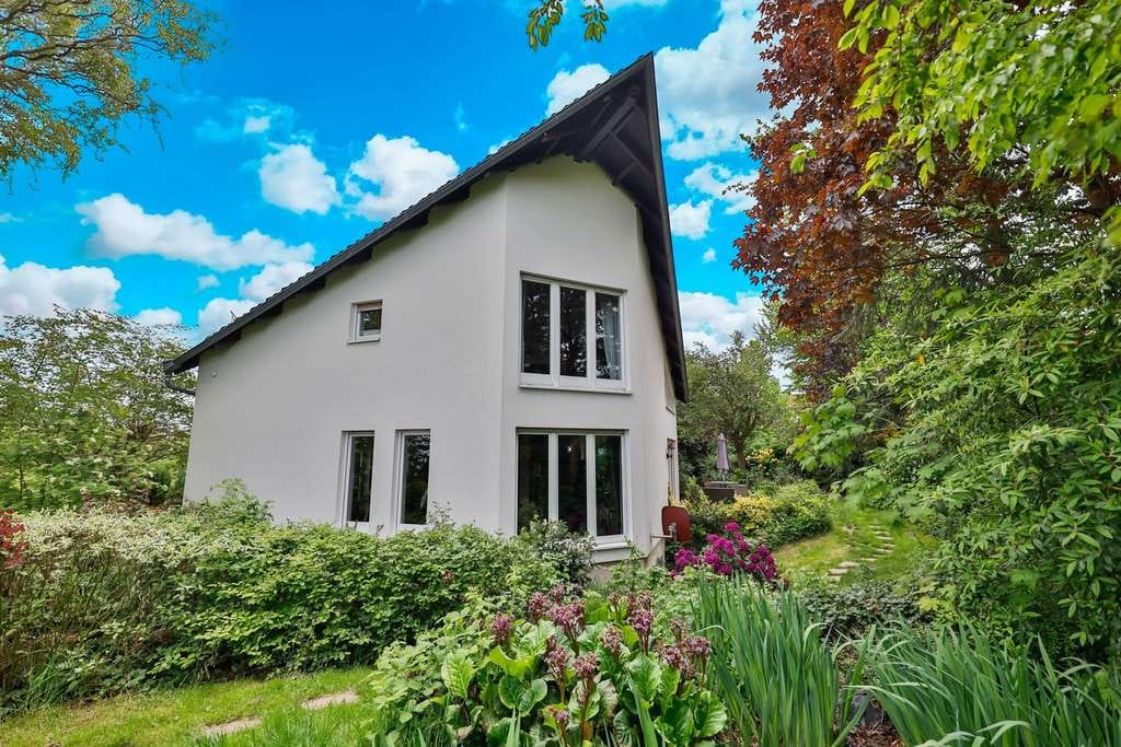 Immobilie in Tharandt - Stilvolles Architektenhaus in exklusiver Lage von Pohrsdorf - 100% Privatsphäre im Grünen - Bild 3