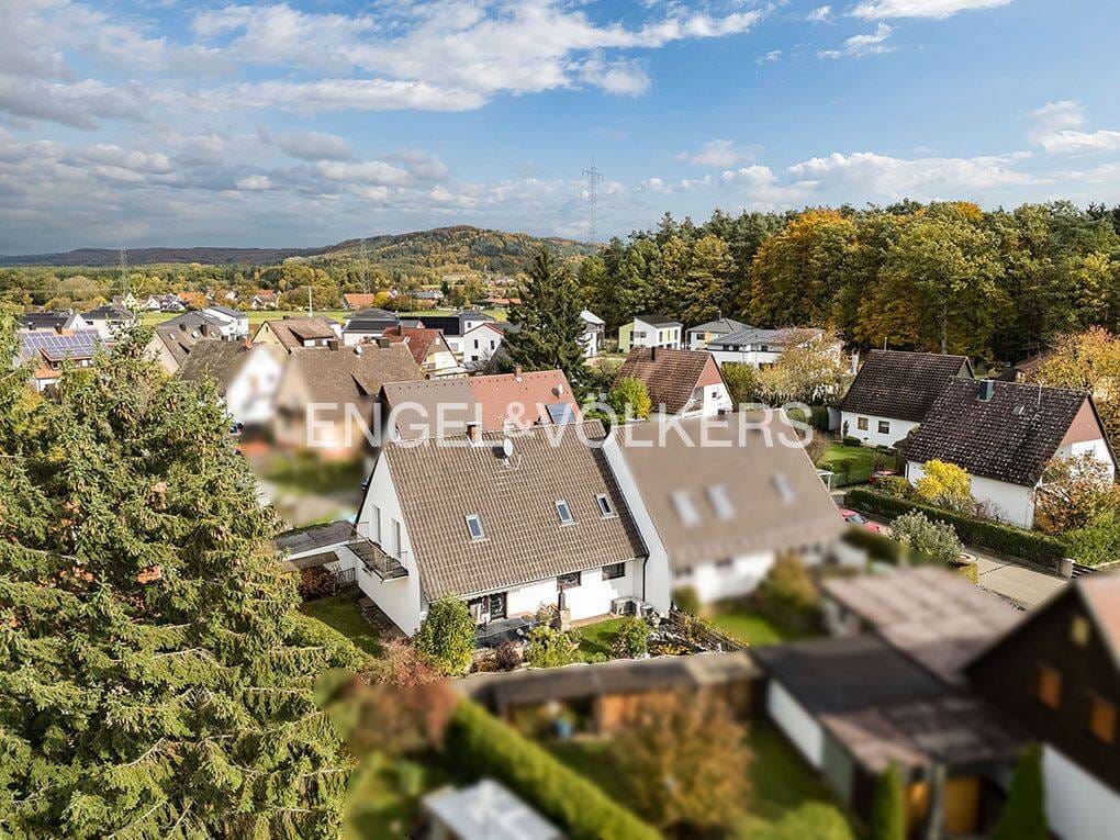 Immobilie in Altdorf bei Nürnberg - Modernisierungsobjekt: großzügige DHH inkl. S-Bahn-Anschluss - Bild 0