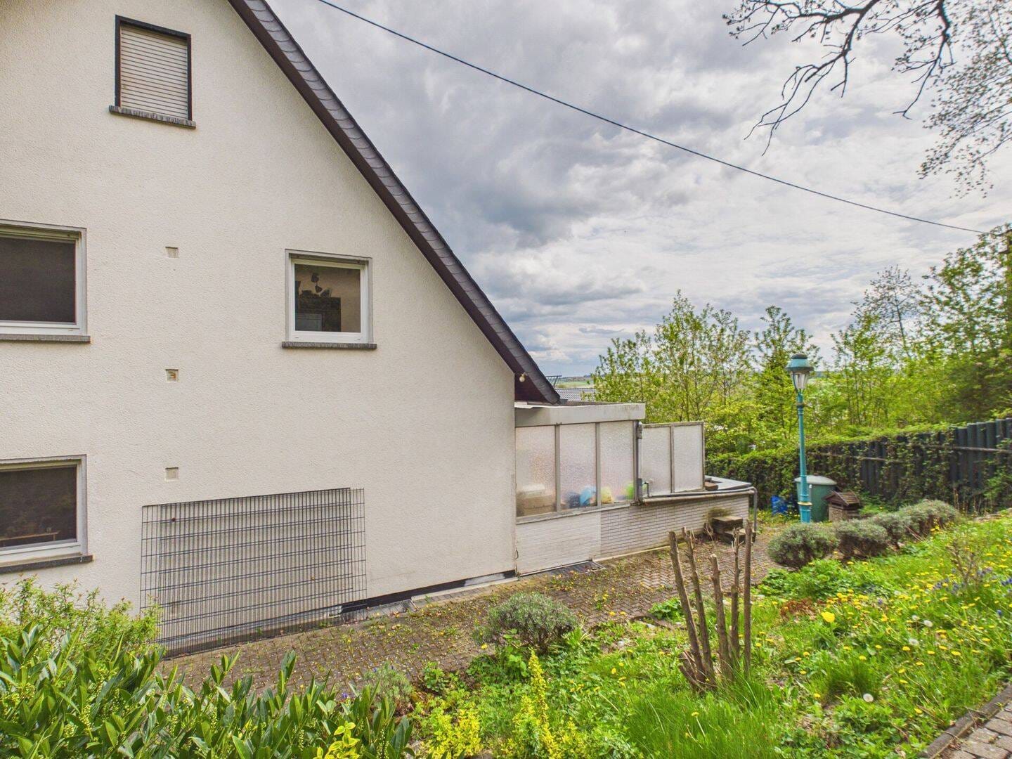 Immobilie in Dörth - Mehrfamilienhaus in Emmelshausen zu verkaufen. (4 Einheiten) - Bild 3
