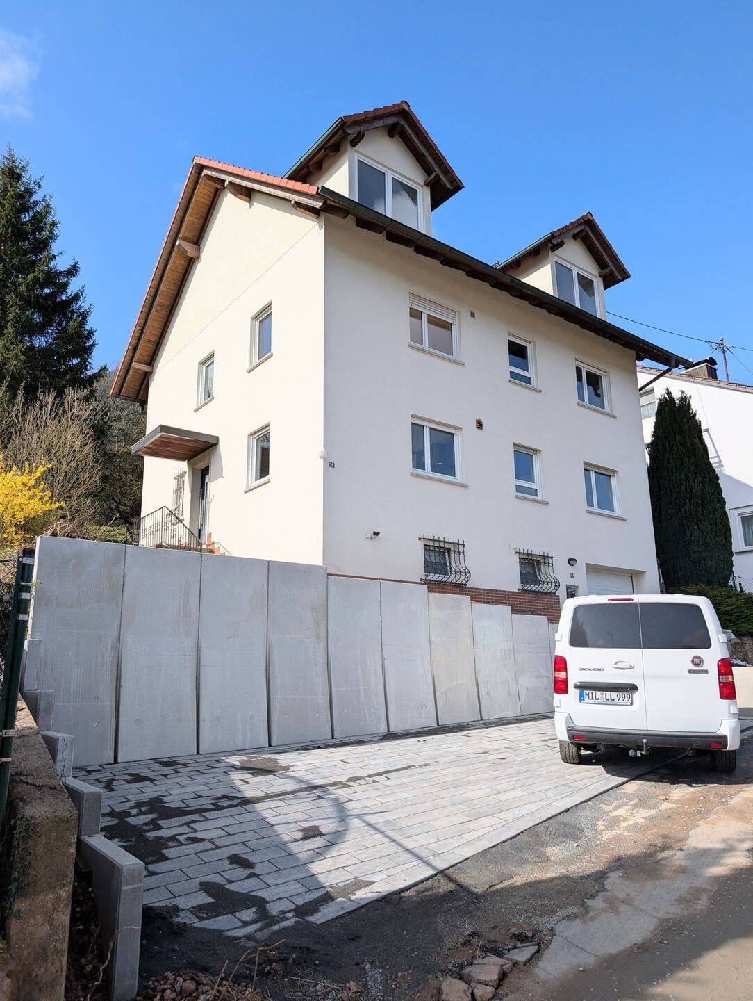 Immobilie in Amorbach - Gelegenheit! Mehrgenerationenhaus oder Kapitalanlage - Bild 1