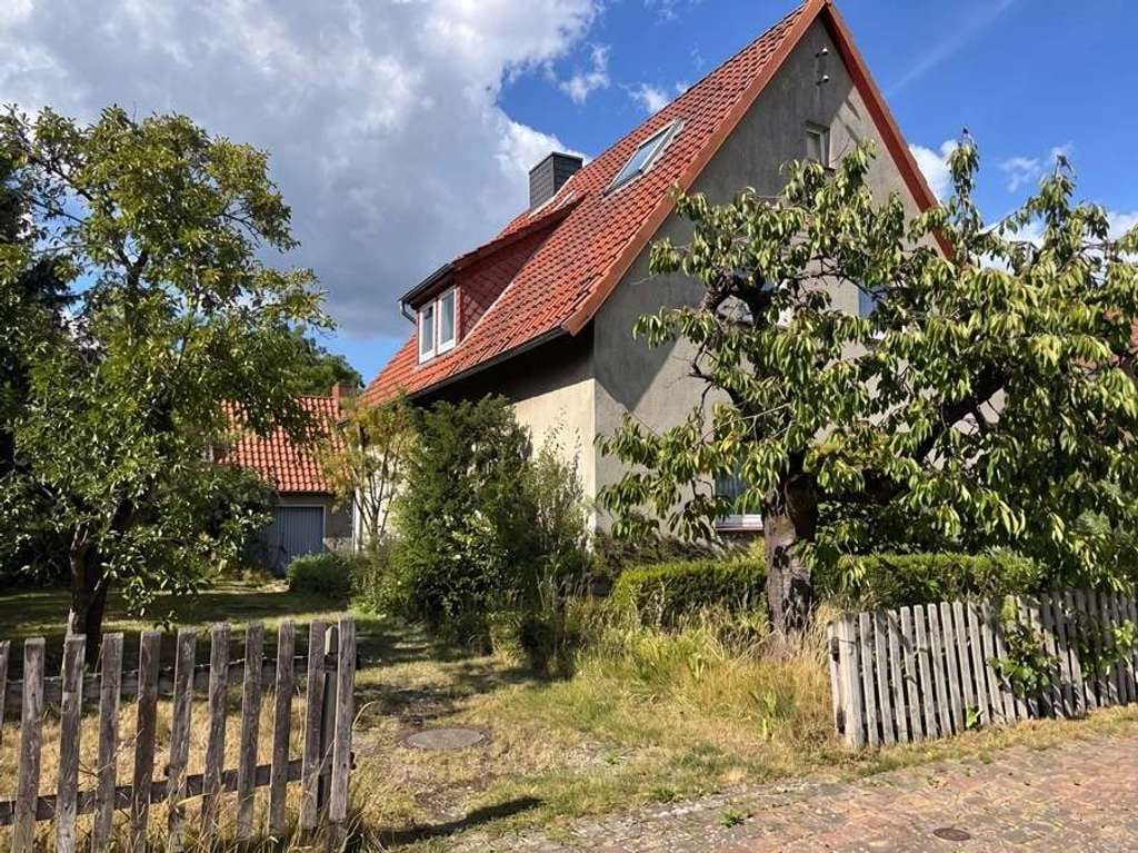 Immobilie in Eldingen - Eldingen - Einfamilienhaus im Dornröschenschlaf – mit großem Garten und Obstbäumen neu entdecken! - Bild 4