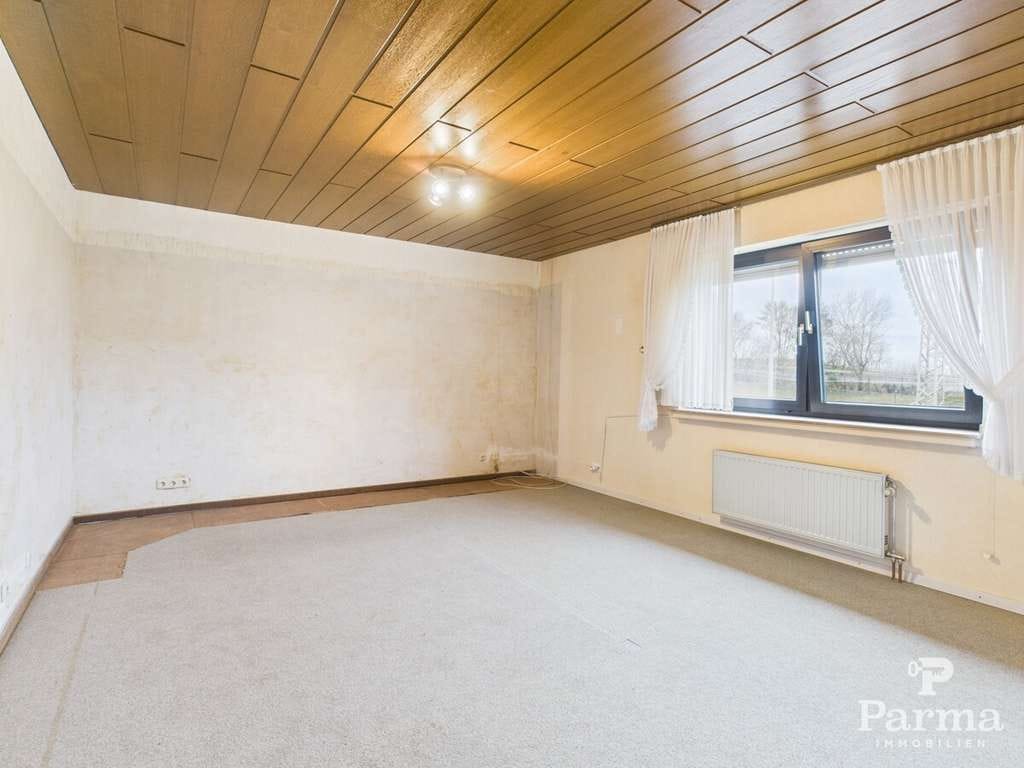 Immobilie in Nideggen - Freistehendes Einfamilienhaus inklusive vermieteter Souterrainwohnung in Nideggen-Schmidt - Bild 4