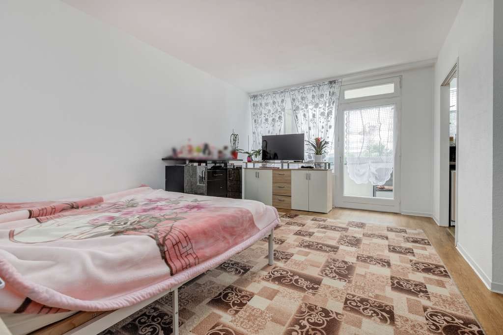 Immobilie in Frankfurt am Main - Charmante Singlewohnung mit Balkon und gemütlicher Küchennische - Bild 1