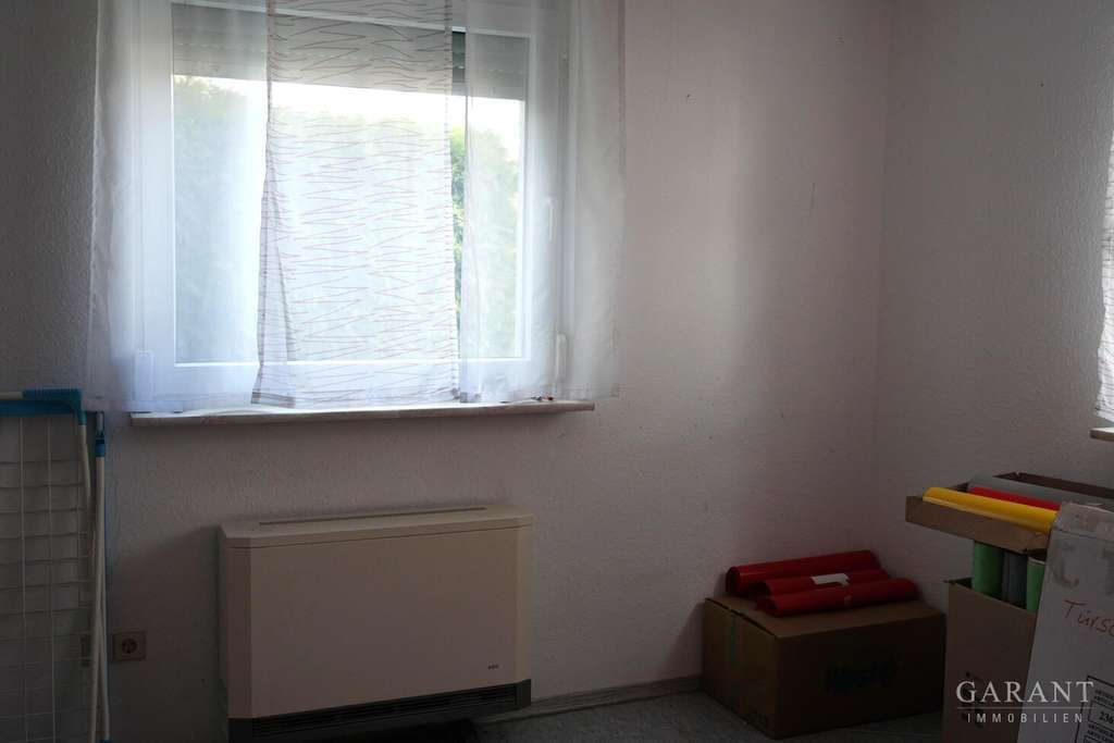 Immobilie in Epfendorf - Zweifamilienhaus mit Garten, toller Aussicht und vielseitigen Nutzungsmöglichkeiten in Epfendorf - Bild 3