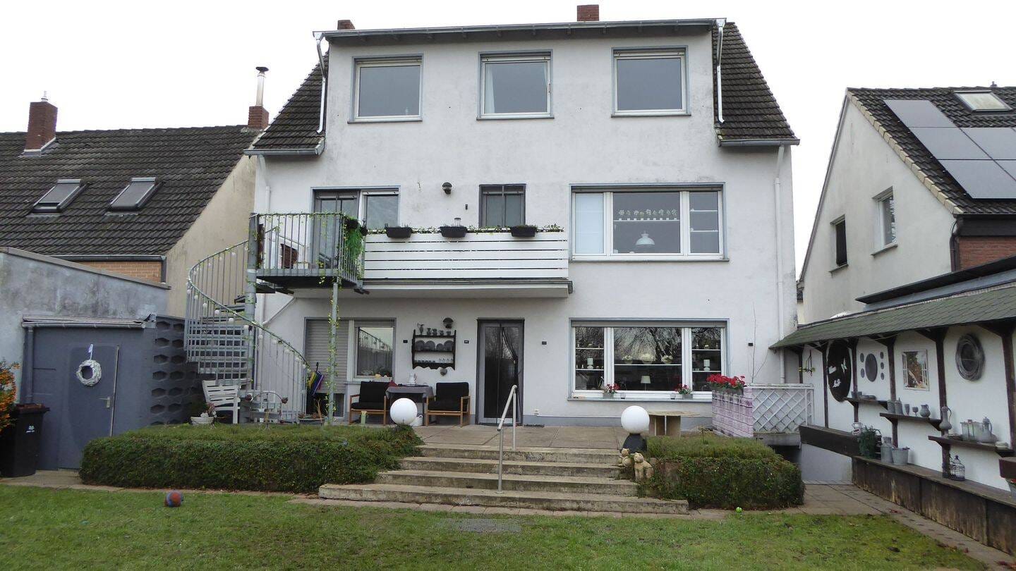 Immobilie in Beckum - Mehrgenerationshaus  mit 3 Whg. und 779,00 m² Kaufgrundstück in Beckum - Bild 4