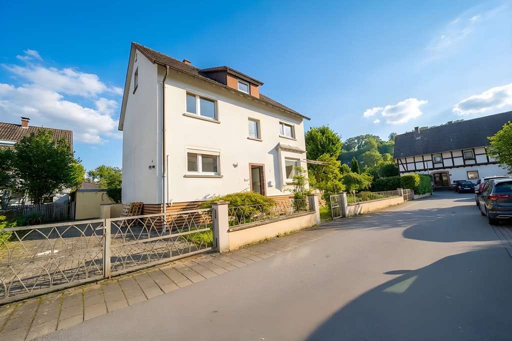Immobilie in Wiesenbach - Viel Platz & viele Möglichkeiten – EFH in Wiesenbach - Bild 0