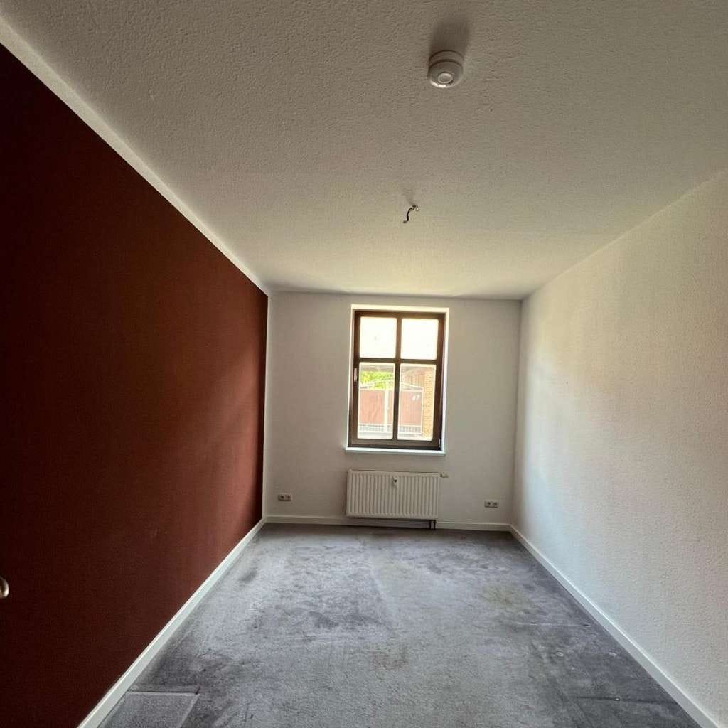 Immobilie in Tessin - Mehrfamilienhaus mit 4 WE - voll vermietet, Hof- und Gartenfläche, großes Nebengebäude als Lager - Bild 4