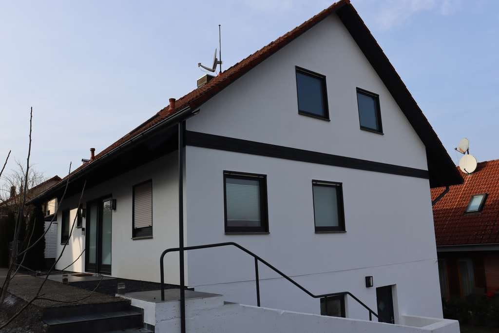 Immobilie in Rosenberg - Haus mit Haupt- und Einliegerwohnung einschl. 24 Monaten Gewährleistung auf alle techn. Gewerke - Bild 0